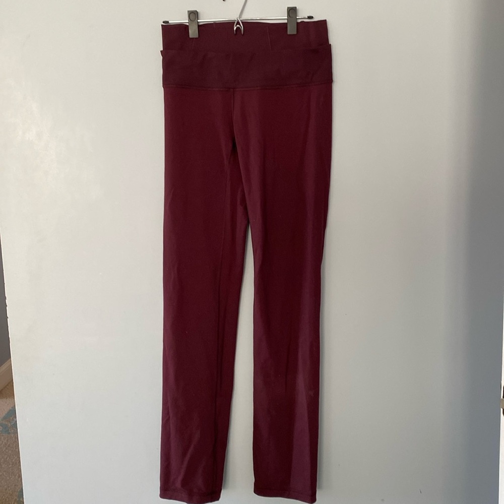Lululemon straight leg pants / tights
